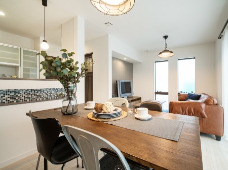 秀建のダイニング施工事例