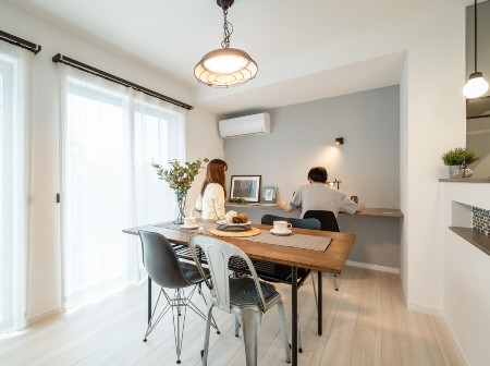 秀建のリビング施工事例